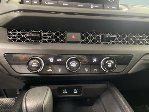 Used 2023 Honda Accord LX image 19