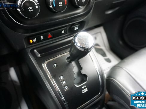 Used 2015 Jeep Patriot High Altitude AWD/4WD image 34