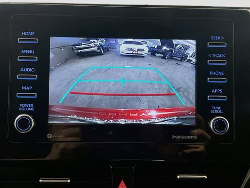 Used 2021 Toyota Camry LE FWD image 9