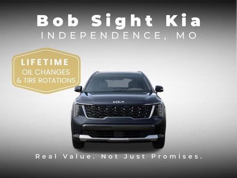 New 2026 Kia Sorento S FWD image 2
