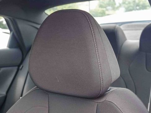 Certified 2025 Hyundai Elantra Sport FWD image 25