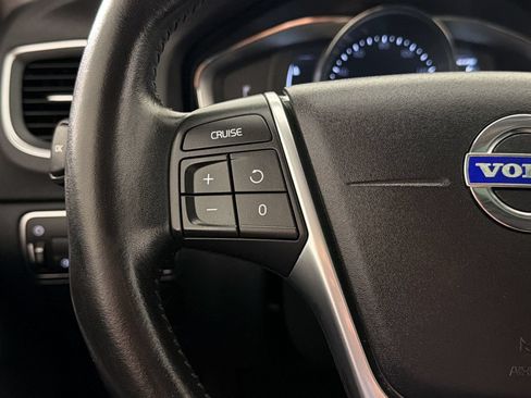 Used 2016 Volvo S60 T5 Premier w/ Convenience Package FWD image 13