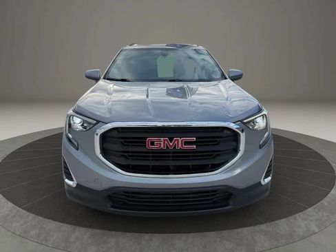 Used 2018 GMC Terrain SLE w/ Driver Convenience Package AWD/4WD image 2