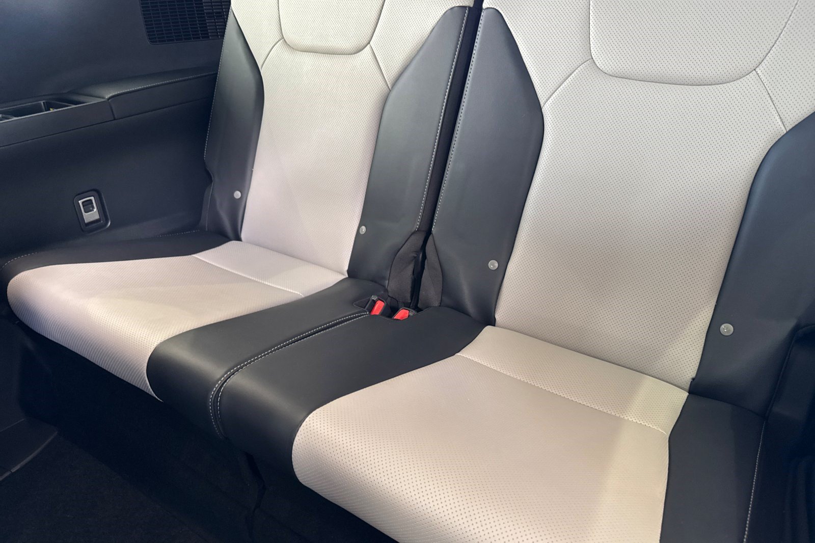 Certified 2026 Lexus TX 500h AWD w/ Technology Package image 19