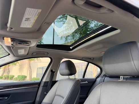 Used 2014 BMW 528i Sedan RWD image 3