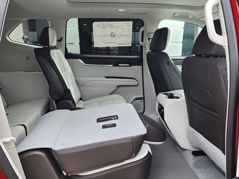 New 2026 GMC Acadia Denali w/ Super Cruise Package image 49