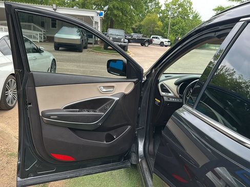 Used 2018 Hyundai Santa Fe Sport FWD image 15