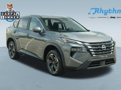 Used 2025 Nissan Rogue SV