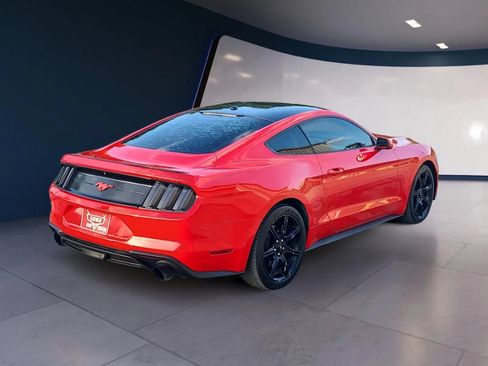 Used 2019 Ford Mustang Coupe w/ Equipment Group 101A RWD image 5