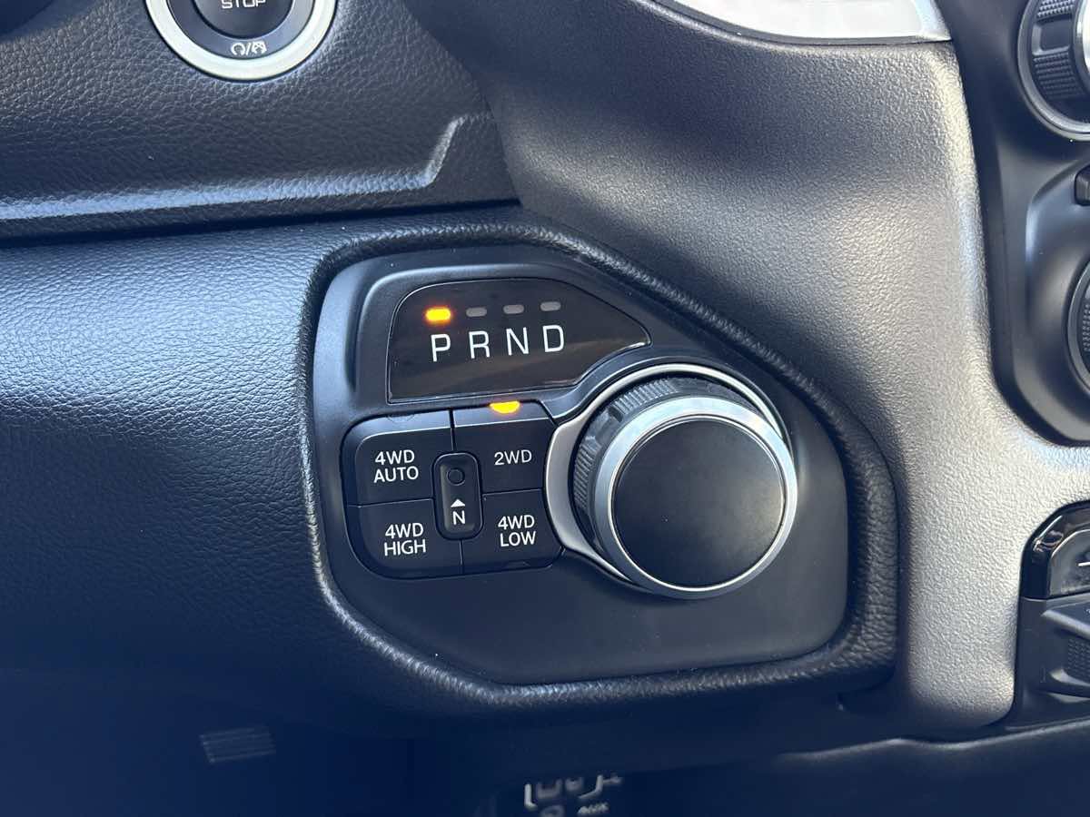 Used 2020 RAM 1500 Big Horn AWD/4WD image 23