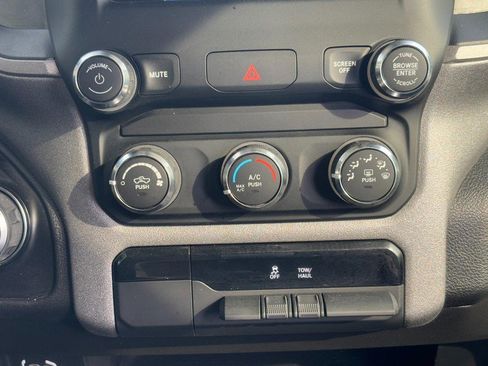 Used 2024 RAM 3500 Tradesman w/ Chrome Appearance Group image 17