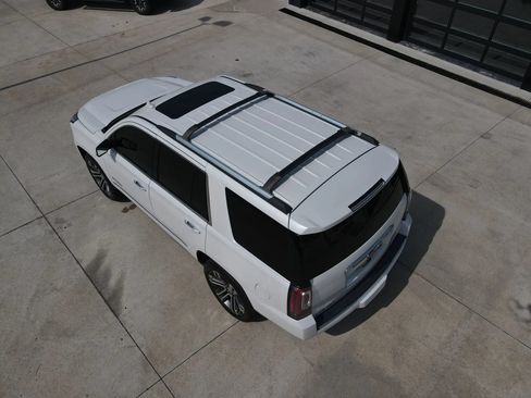 Used 2019 GMC Yukon Denali w/ Denali Ultimate Package AWD/4WD image 59
