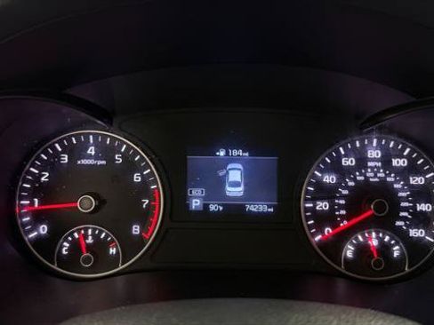 Used 2020 Kia Optima LX FWD image 31