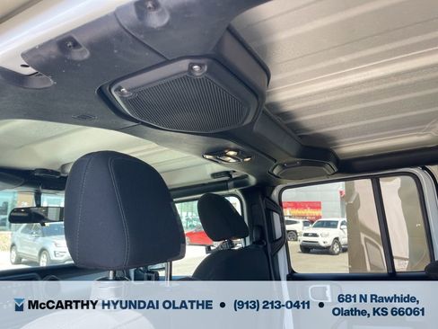 Used 2022 Jeep Wrangler Unlimited Sport AWD/4WD image 21