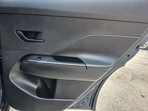 Used 2025 Hyundai Kona SEL FWD image 35