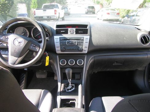 Used 2013 MAZDA MAZDA6 i Sport FWD image 16
