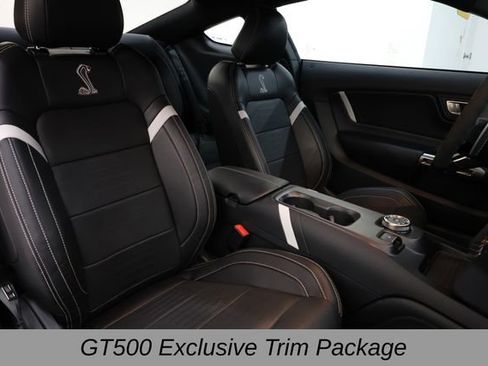 Used 2022 Ford Mustang Shelby GT500 w/ Technology Package image 16