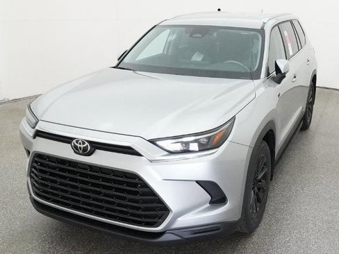 New 2026 Toyota Grand Highlander FWD image 18