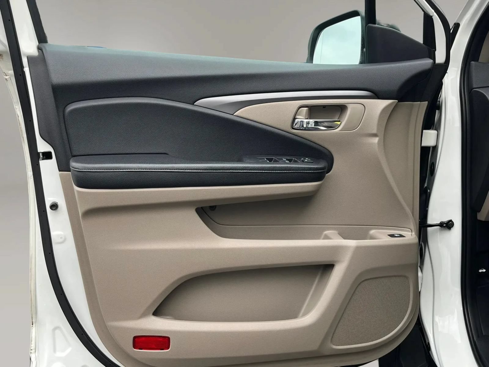 Used 2016 Honda Pilot EX image 10