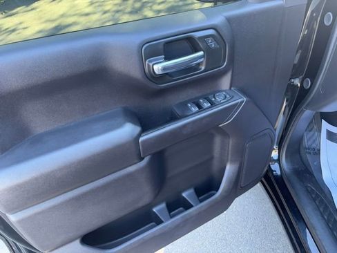 Used 2024 Chevrolet Silverado 1500 Custom image 14