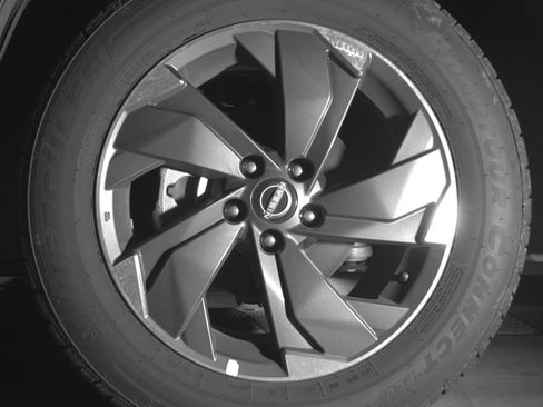 Used 2025 Nissan Rogue SV FWD image 12