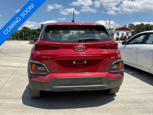 Used 2021 Hyundai Kona SE AWD/4WD image 2
