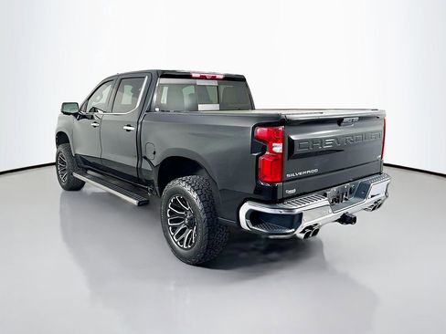 Used 2022 Chevrolet Silverado 1500 LTZ w/ LTZ Premium Package AWD/4WD image 5