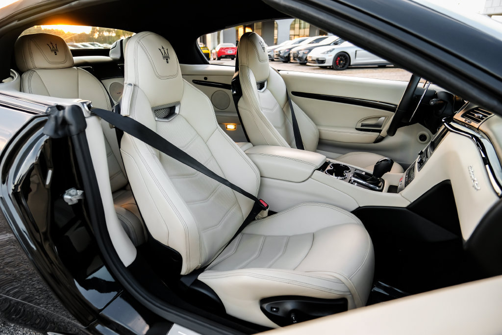 Used 2016 Maserati GranTurismo Sport RWD image 44