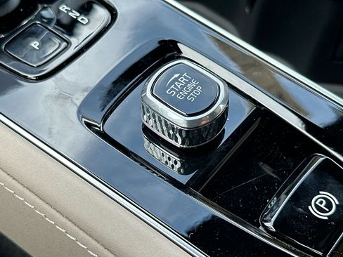 New 2026 Volvo XC90 B6 Ultra image 20