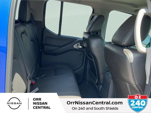 Used 2015 Nissan Frontier PRO-4X w/ Pro-4x Luxury Package AWD/4WD image 12