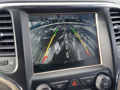 Used 2015 Jeep Grand Cherokee Laredo w/ Quick Order Package 23E image 16