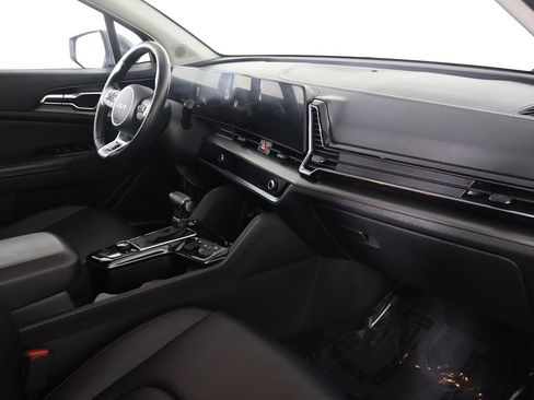 Used 2023 Kia Sportage EX image 27