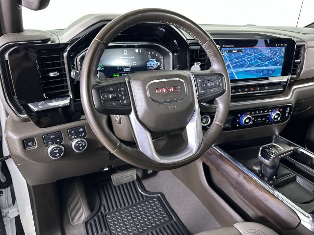 Used 2023 GMC Sierra 1500 SLT w/ SLT Premium Package AWD/4WD image 21