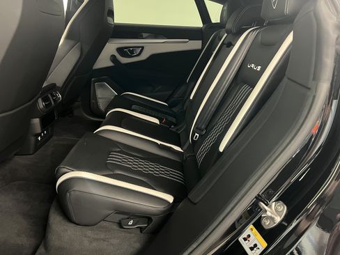 Used 2023 Lamborghini Urus S AWD/4WD image 15