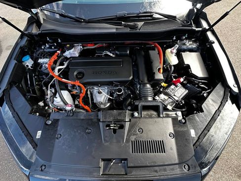 Used 2026 Honda CR-V Sport-L image 17