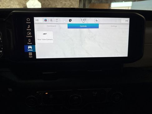 Used 2024 Jeep Gladiator Willys image 18