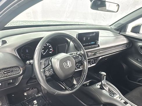 Used 2023 Honda HR-V Sport image 35