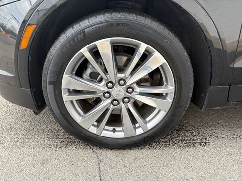 Used 2024 Cadillac XT5 Premium Luxury image 6