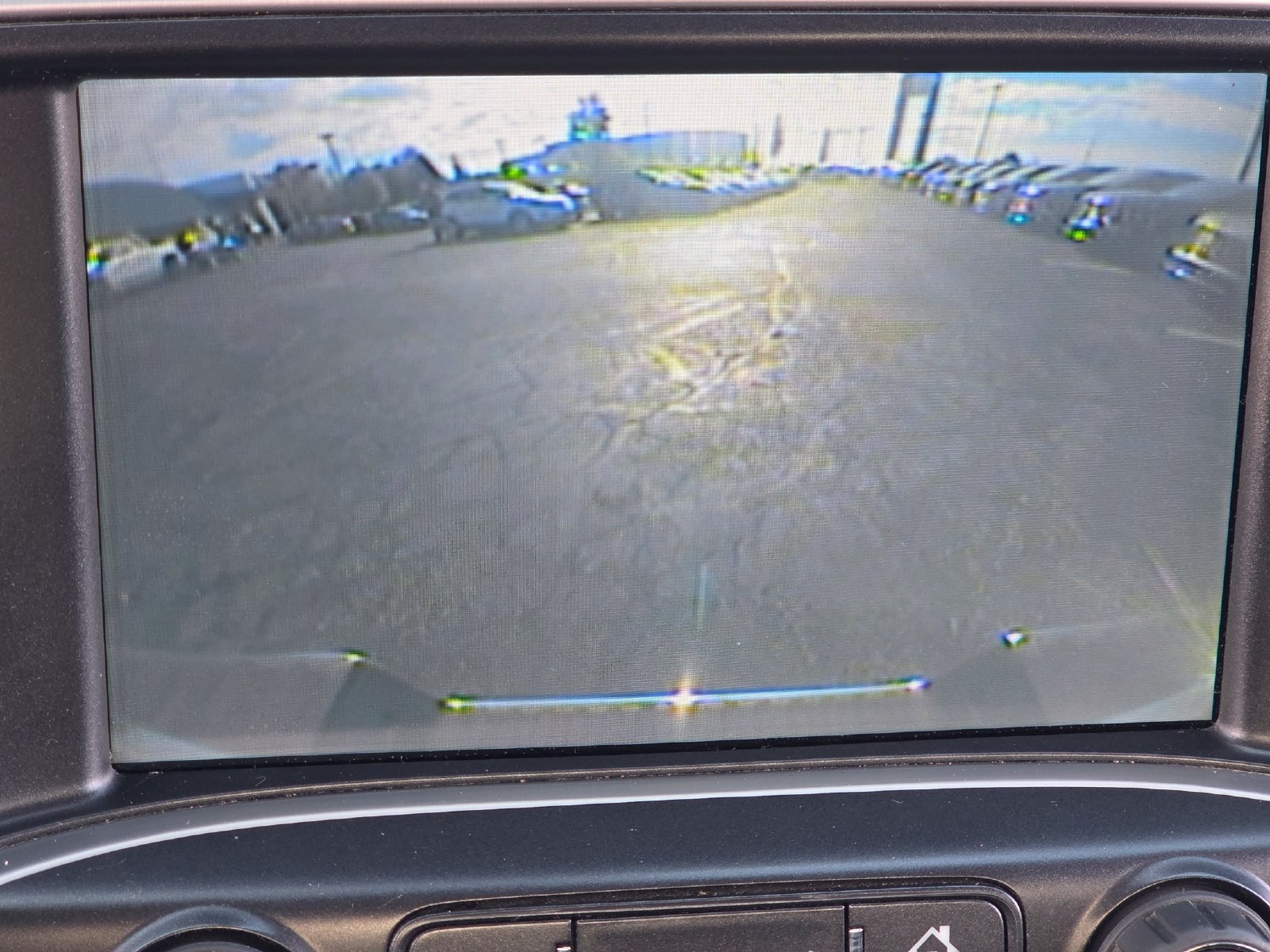 Used 2015 GMC Sierra 1500 SLE w/ SLE Value Package AWD/4WD image 4