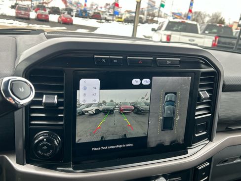 Used 2024 Ford F150 XLT image 25