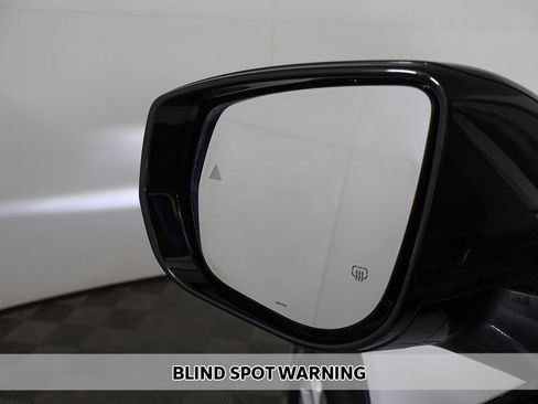 Used 2023 Jeep Grand Cherokee L Limited AWD/4WD image 5