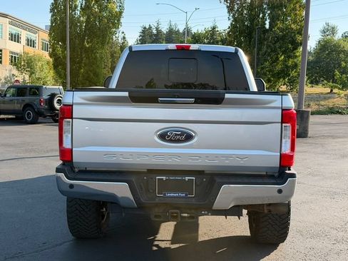 Used 2018 Ford F350 Lariat w/ Chrome Package AWD/4WD image 4