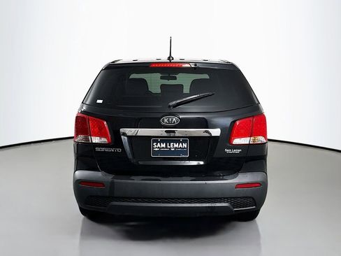 Used 2011 Kia Sorento LX image 6
