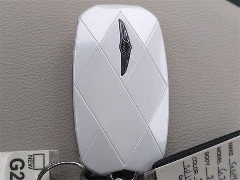 New 2025 Genesis G70 2.5T image 27