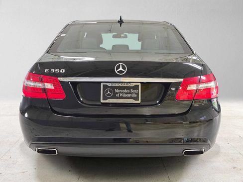 Used 2012 Mercedes-Benz E 350 Sedan image 4