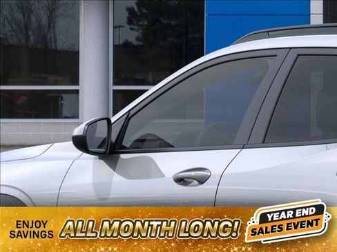 New 2026 Chevrolet Trax LT image 12