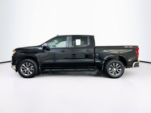 Used 2023 Chevrolet Silverado 1500 LT AWD/4WD image 4