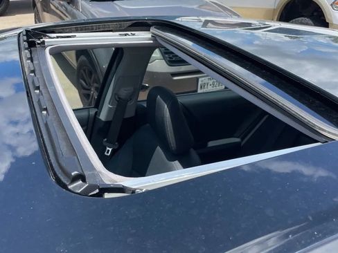 Used 2017 Honda Accord Touring image 24
