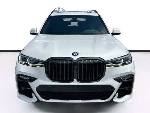 Used 2020 BMW X7 M50i w/ Executive Package AWD/4WD image 2