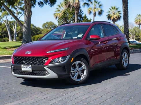 Certified 2023 Hyundai Kona SEL w/ Convenience Package FWD image 2